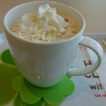 カフェ クローバー - クリームたっぷり
