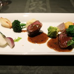 カプリス - 鹿モモ肉・和歌山産山椒ソース