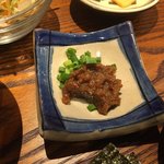 味噌めしや まるたま - 肉味噌 納豆に入れます
