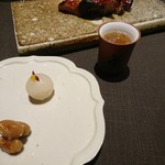 茶禅華 - （2018年2月　訪問）叉焼に合うお茶も供されます。