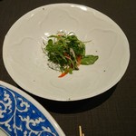 茶禅華 - （2018年2月　訪問）香醋排骨にはサラダも付きます。このサラダの味付けがとっても美味しい。