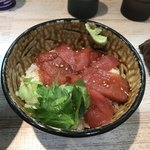 中華そば 四つ葉 - まぐろ丼