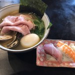 中華そば 四つ葉 - 特製蛤そば
      本日のにぎり