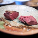 やまぐち - 長良川産網取り尾長鴨のロースト　鴨の出汁と実山椒のソース（ソース別添え）