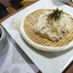 蔵人厨 金鯱 - 茹で立てのざるきしめん