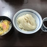 釜あげうどん 長田 in 香の香 - バラ寿司と冷大