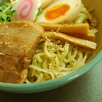 ラーメンヒロ - 麺は高岡市からのお取り寄せ