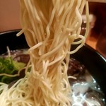 博多豚骨弐玉無料 かえだま - ばりかた麺　リフト！