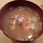 ハルコロ - 一日１０食限定の毛ガニのみそ汁です。。。！　とっても出汁がでていて・・・うんま～ぁでありました。