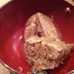 ハルコロ - みそ汁の毛ガニは、ごろん！と２カット（ピース）入ってます。