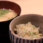 味あら井 - 筍、ジャコ、青海苔、渡り蟹の御飯＆一粒牡蠣とクジラ出汁の味噌汁、香の物