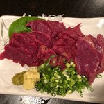 居酒屋　剛呑 - 馬刺し三種盛り
