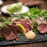 やきとん えん家 - 2018.2 肉刺し三種盛り合わせ（980円）レバー、ハツ、タン