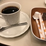 喫茶室ルノアール - ブレンドコーヒー 620円