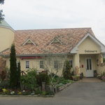 ウシマル - 突如現る洋館