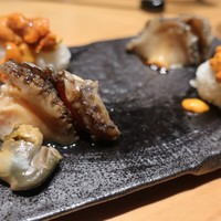 SUSHI TOKYO TEN、 新宿ニュウマン店 - 鮑とうに