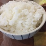 家庭料理居酒屋 よってって - ♪大盛り、おかわりし放題…
      私には、申し訳なくて出来ません