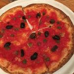 トラットリア ピッツェリア  ピレウス - 