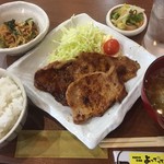 家庭料理居酒屋 よってって - ♪本日の日替り（豚のみそづけ定食）¥500