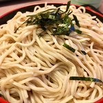 和風レストランまるまつ - 冷たくしめてあるざるそば…美味しい♡