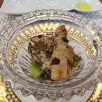 ビストロ ダイア - フランス産フレッシュモリーユとホワイトアスパラ、蒸しアワビのフリカッセ