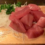 酒房 うさぎ - マグロの落とし、500円くらい
