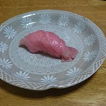 弥生寿司 - 中トロ