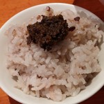 麺屋 六感堂 - 二十穀米ご飯・ふきのとう味噌添え（限定チャコ飯）