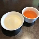 四川料理 シュン - 杏仁豆腐とジャスミンティー