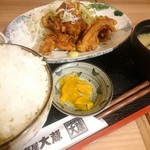 ぐるめ居酒屋 大蔵 - 鶏唐揚げ定食