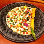 アジル - 『極彩色のスカーフの様な　アスパラガスとホタテのクレープ仕立』￥1,500
