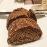 サカナザ・マエダ - パン　バターも美味しかった