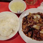 祥龍房 - 鶏肉とナスの醤油炒め定食