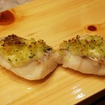 真紡庵 - ホウボウの香草パン粉焼き