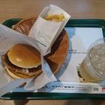 モスバーガー - とびきりハンバーグサンド・オニポテセット