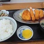 高砂食堂 - ミックスフライ定食864円