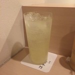 焼鳥 おみ乃 - じゃばら酒 炭酸割り（1杯目）