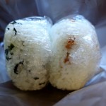 灯 - おにぎり２つ