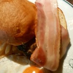 ブラッスリー ギョラン - 燻製香る