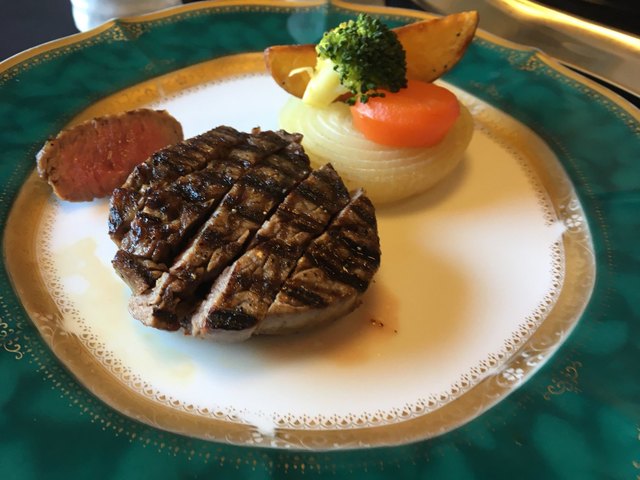 柿里砺波本店 花御堂 かきざととなみほんてん はなみどう 砺波 ステーキ 食べログ