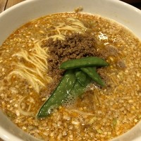 個室中華 頤和園 溜池山王店 - 