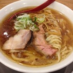 麺や 七彩 - 喜多方らーめん（醤油）820円