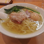 支那蕎麦屋 藤花 - 味玉塩らぁ麺