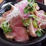 みなと市場 小松鮪専門店 - 「大トロ炙り丼」