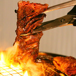 焼肉・ホルモンギョーザのオンリーギュ〜