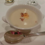 ロルキデ　ブランシュ - カリフラワーのポタージュ