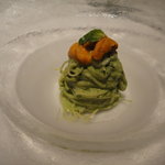 クッチーナ イタリアーナ ガッルーラ - イカとウニのジェノバソース、冷製カッペリーニ