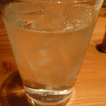 しの田 - 芋焼酎富乃宝山水割り