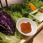 焼肉本舗 ぴゅあ - 包み野菜セット
