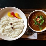 スプーンソング - チキンのサンバルカレー(1,000円)